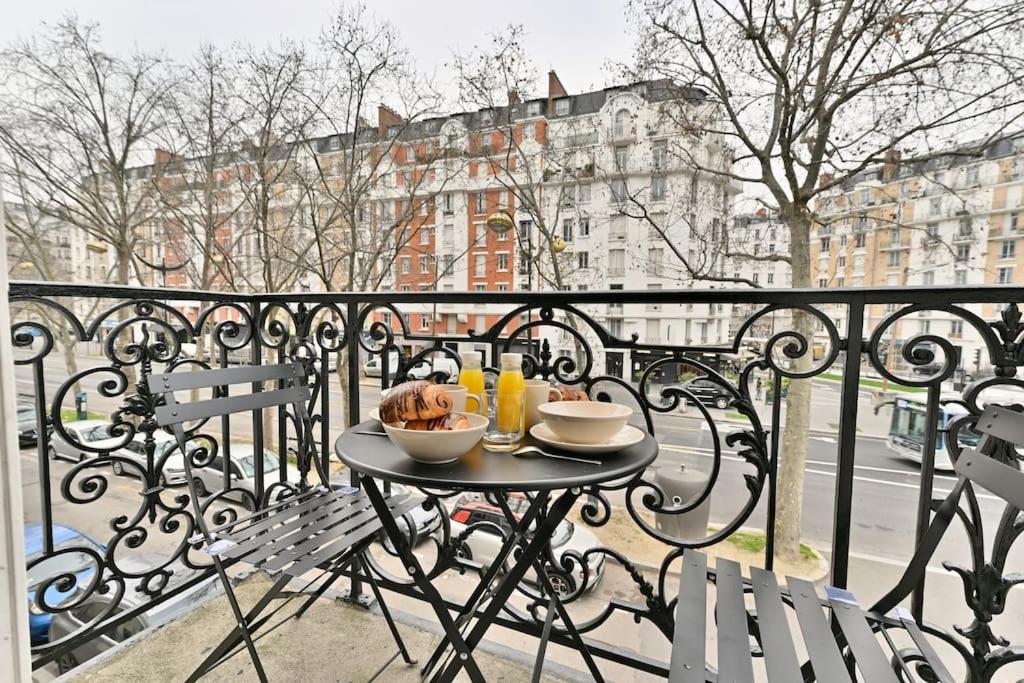 Appartement Proche Parc Monceau - III Paris Exterior foto